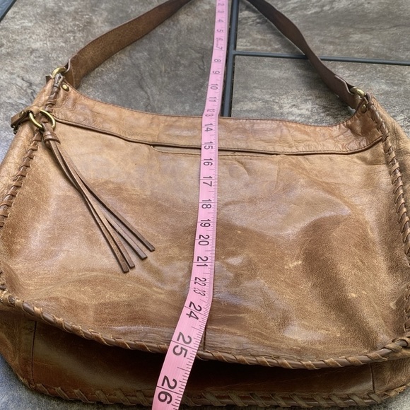 Vintage HOBO original leather shoulder bag with hand tied edging - Picture 4 of 15